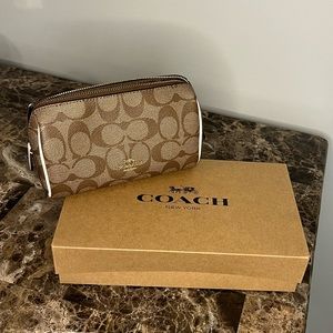 Coach signature cosmetic case